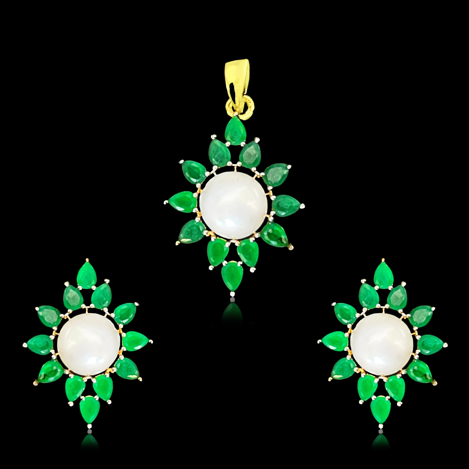 Pearl & Zircon Pendant Set