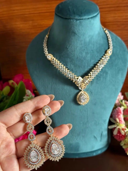 Unique Trendy Necklace Earring Set